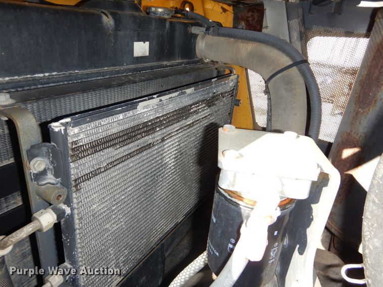 image for item DH4270 2005 Komatsu D65EX-15 dozer