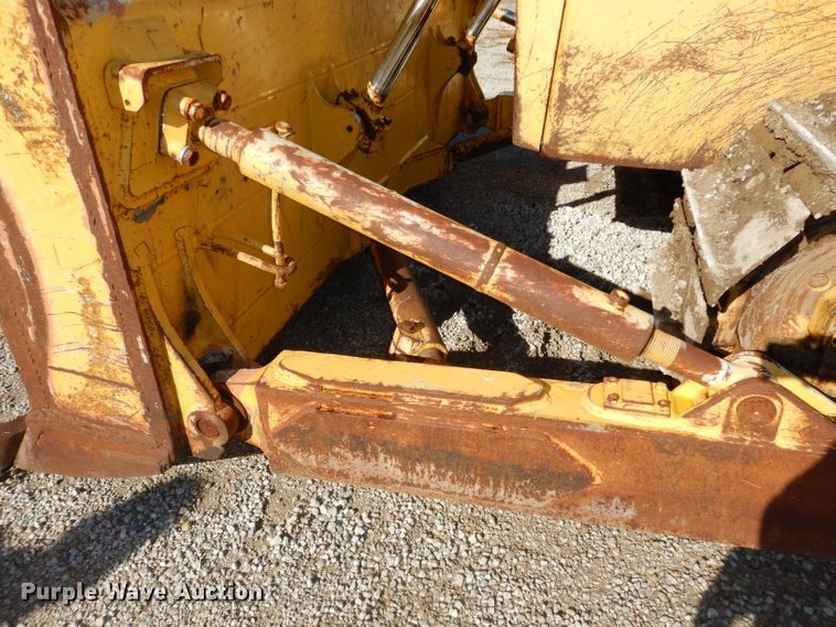 image for item DH4270 2005 Komatsu D65EX-15 dozer
