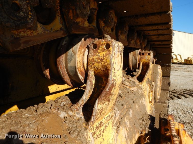 image for item DH4270 2005 Komatsu D65EX-15 dozer