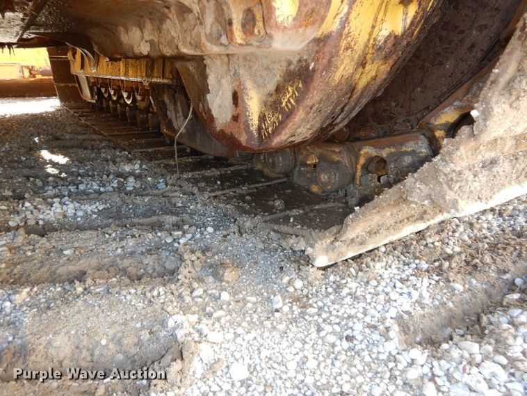 image for item DH4270 2005 Komatsu D65EX-15 dozer
