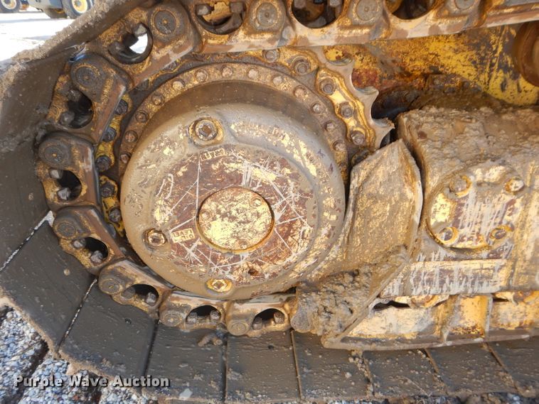 image for item DH4270 2005 Komatsu D65EX-15 dozer