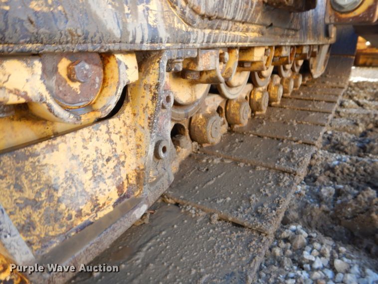 image for item DH4270 2005 Komatsu D65EX-15 dozer