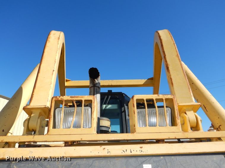 image for item DH4270 2005 Komatsu D65EX-15 dozer