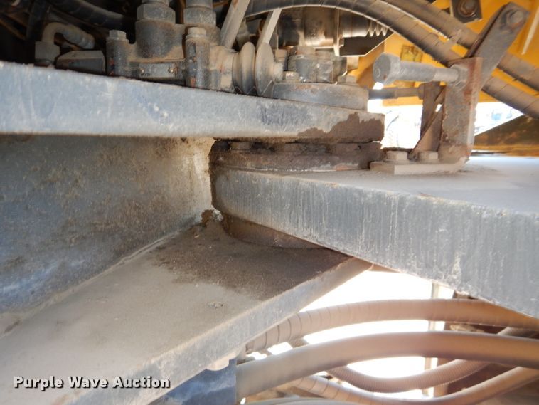 image for item DH4271 2011 Komatsu WA380-6 wheel loader