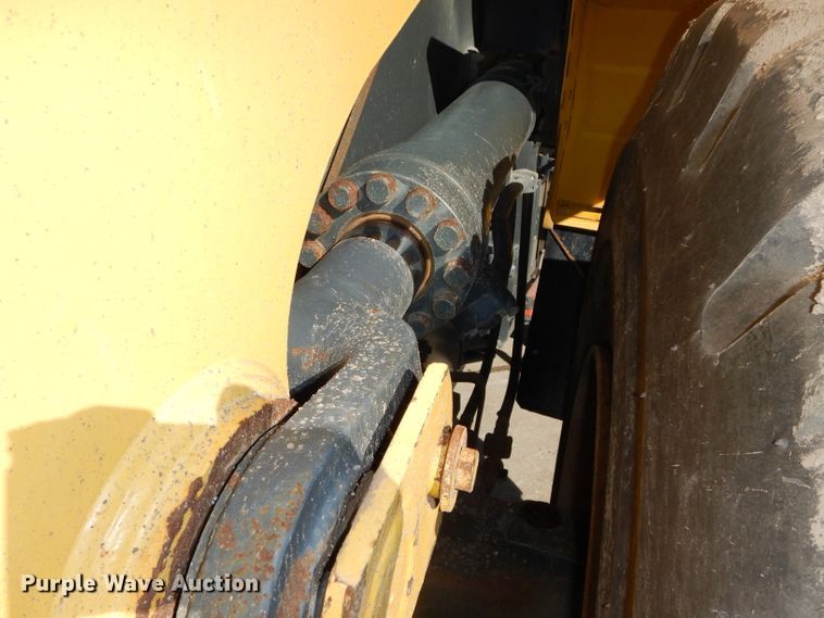 image for item DH4271 2011 Komatsu WA380-6 wheel loader