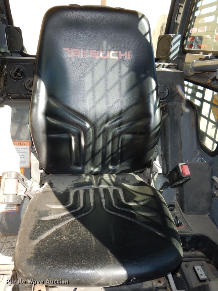 image for item DH4272 2016 Takeuchi TL12 skid steer