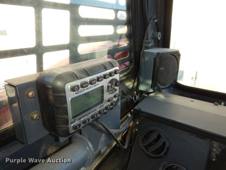 image for item DH4272 2016 Takeuchi TL12 skid steer