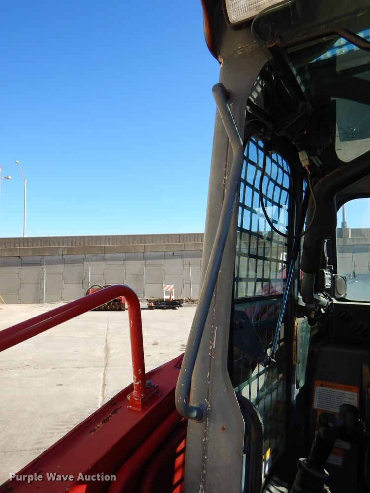 image for item DH4272 2016 Takeuchi TL12 skid steer