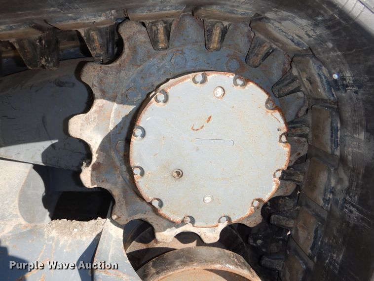 image for item DH4272 2016 Takeuchi TL12 skid steer