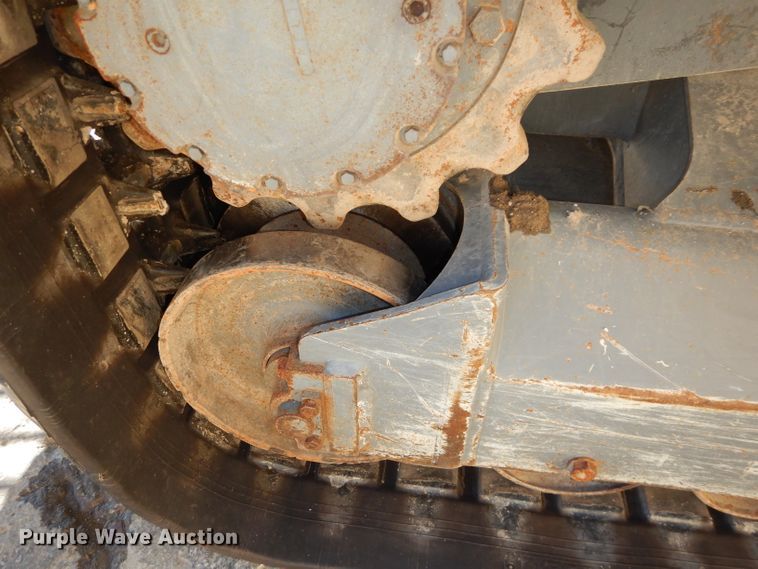 image for item DH4272 2016 Takeuchi TL12 skid steer