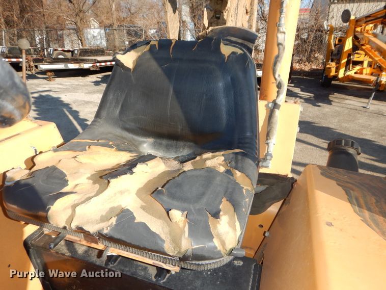 image for item DH4303 2006 Astec RT460 trencher