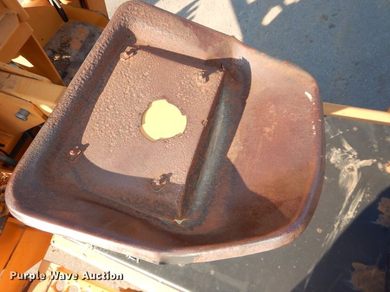 image for item DH4303 2006 Astec RT460 trencher