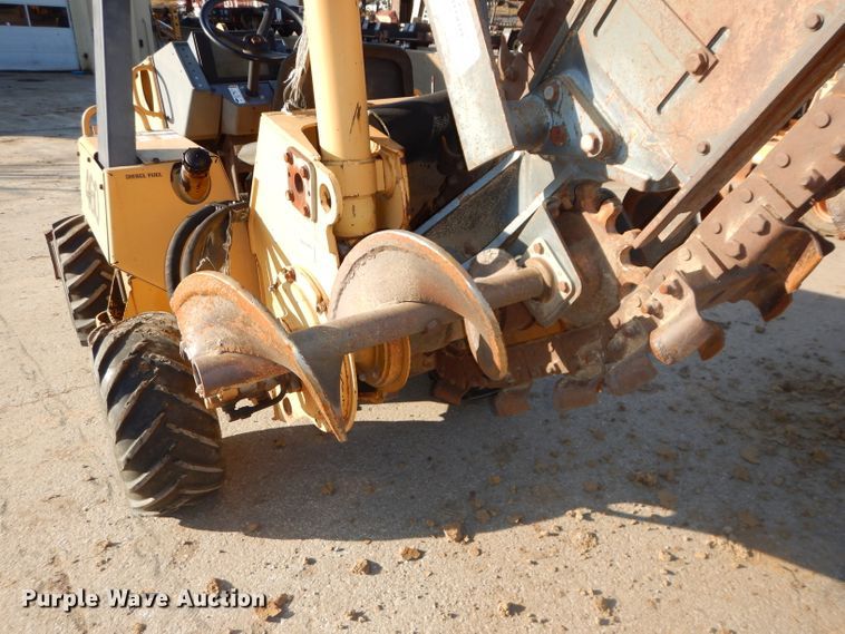 image for item DH4304 1998 Case 460 trencher