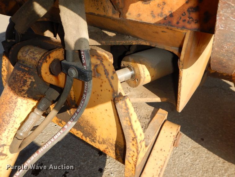 image for item DH4304 1998 Case 460 trencher