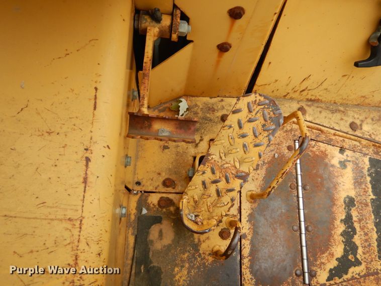 image for item DH5006 Vermeer V5750 trencher