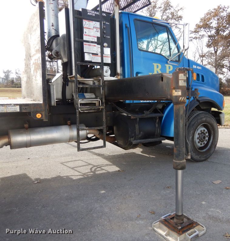 image for item DH5012 2000 Sterling L9500 crane truck