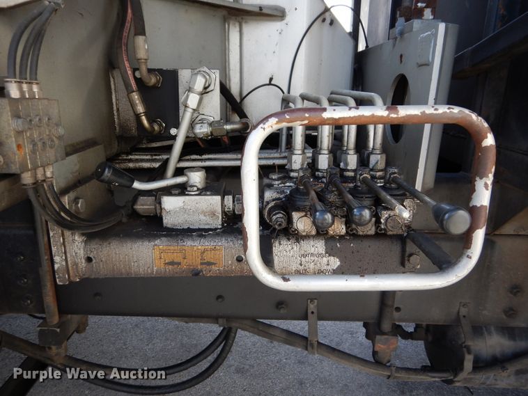 image for item DH5012 2000 Sterling L9500 crane truck