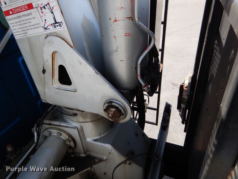 image for item DH5012 2000 Sterling L9500 crane truck