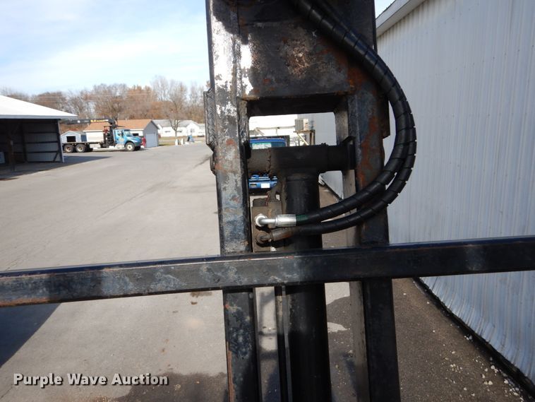 image for item DH5012 2000 Sterling L9500 crane truck