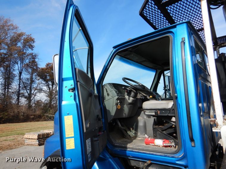 image for item DH5012 2000 Sterling L9500 crane truck