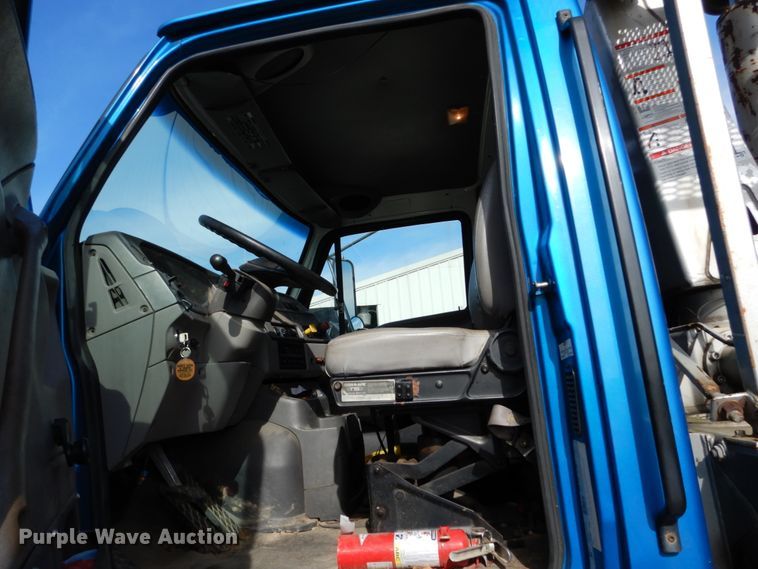 image for item DH5012 2000 Sterling L9500 crane truck