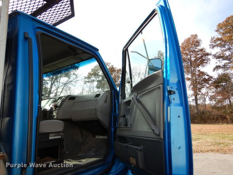 image for item DH5012 2000 Sterling L9500 crane truck