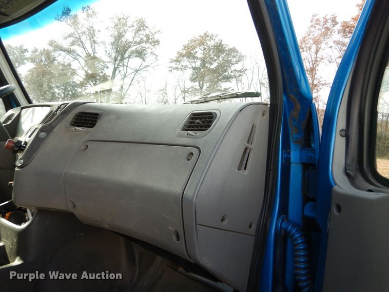 image for item DH5012 2000 Sterling L9500 crane truck