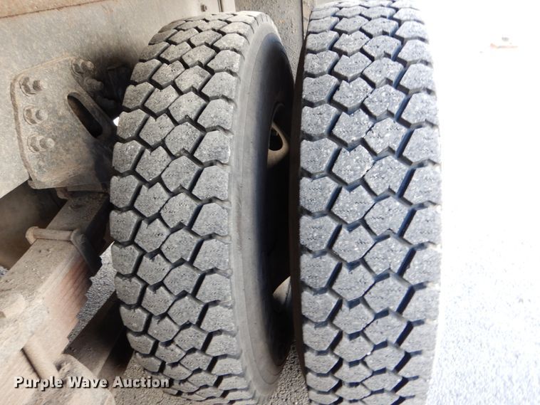 image for item DH5012 2000 Sterling L9500 crane truck