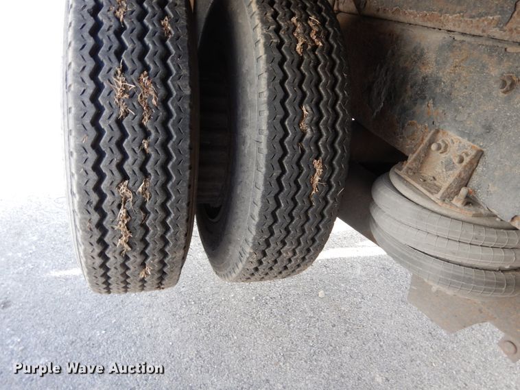 image for item DH5012 2000 Sterling L9500 crane truck