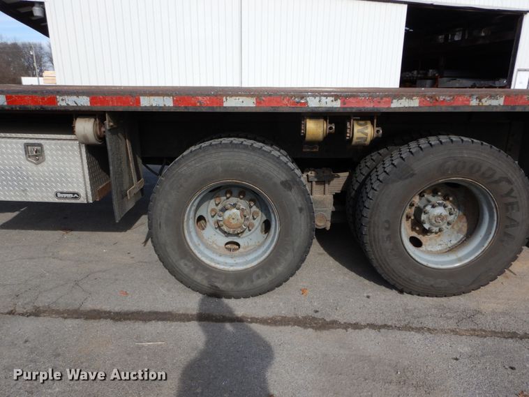 image for item DH5012 2000 Sterling L9500 crane truck