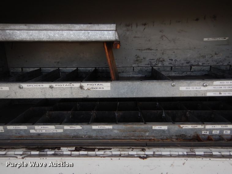 image for item DH5015 2004 International 4300 bucket truck