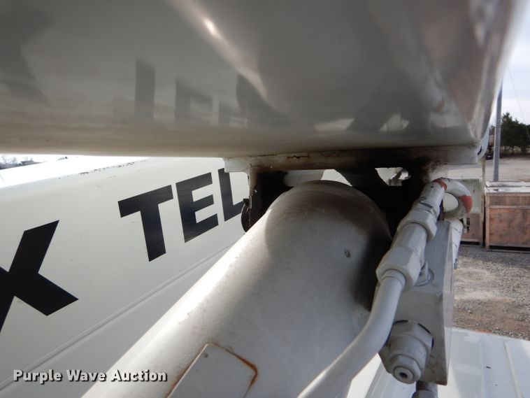 image for item DH5015 2004 International 4300 bucket truck