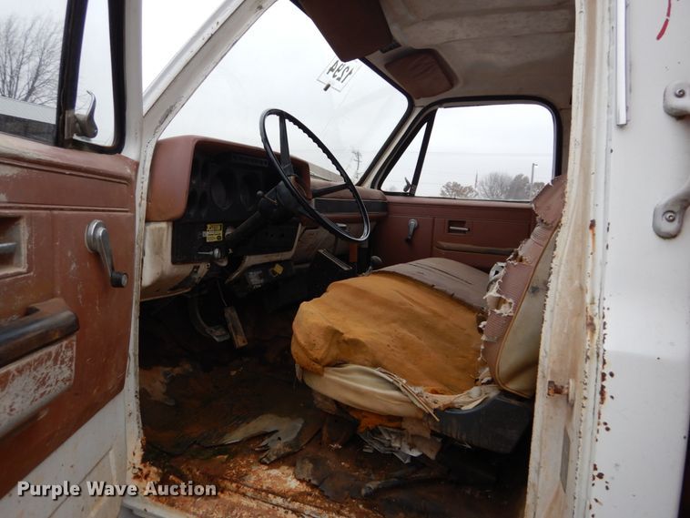 image for item DH5020 1983 Chevrolet C70 scissor lift truck