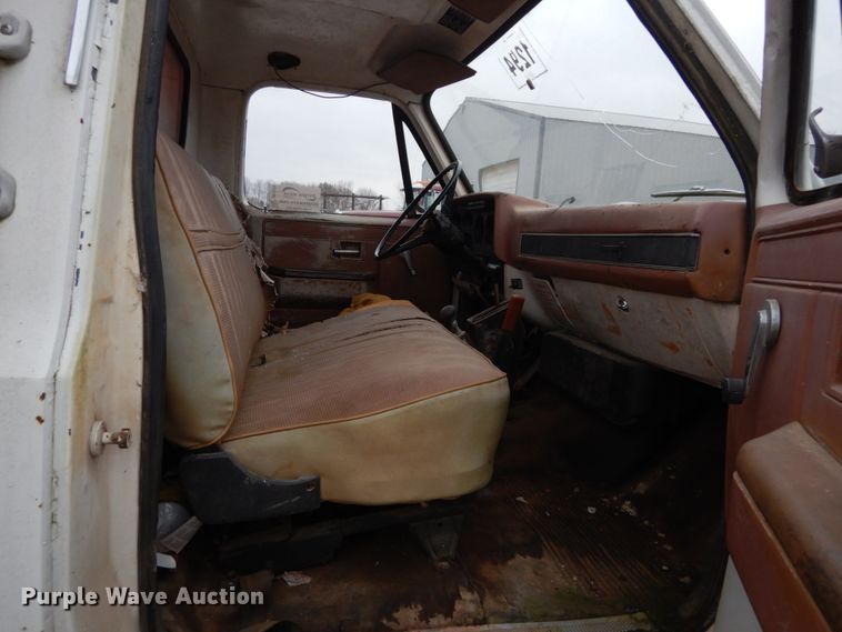 image for item DH5020 1983 Chevrolet C70 scissor lift truck