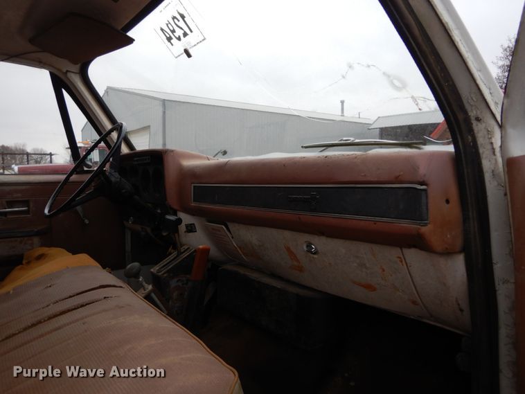 image for item DH5020 1983 Chevrolet C70 scissor lift truck