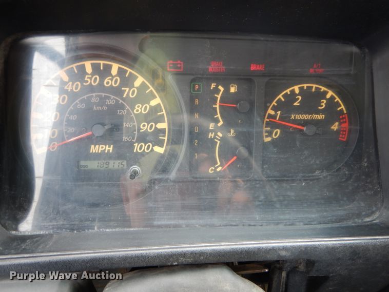 image for item DH5037 2006 Chevrolet W4500 flat dump bed truck