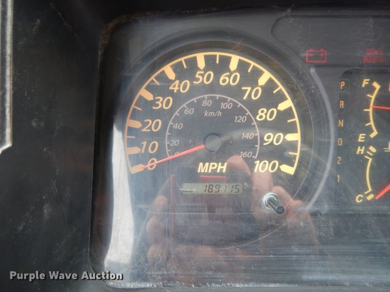 image for item DH5037 2006 Chevrolet W4500 flat dump bed truck