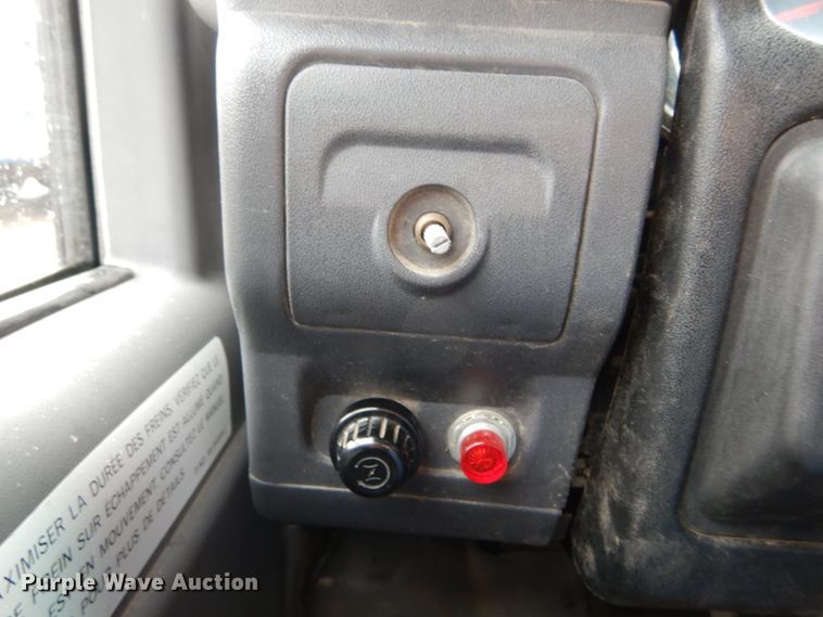 image for item DH5037 2006 Chevrolet W4500 flat dump bed truck