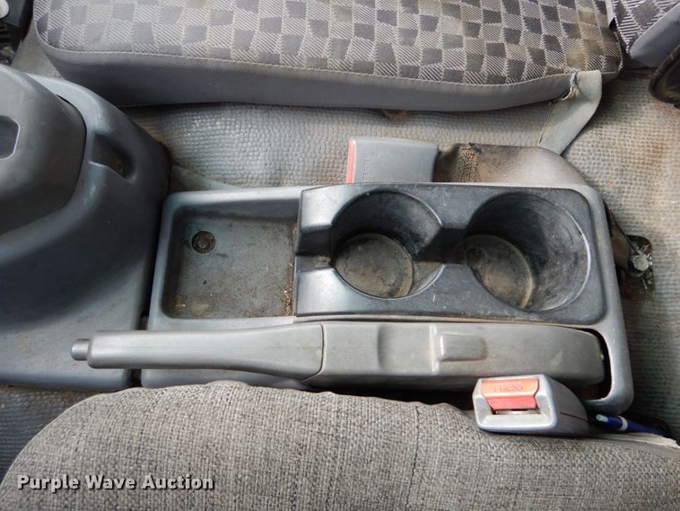 image for item DH5037 2006 Chevrolet W4500 flat dump bed truck