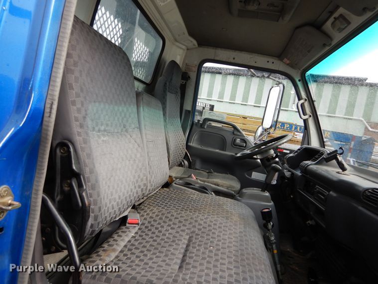 image for item DH5037 2006 Chevrolet W4500 flat dump bed truck