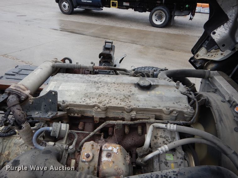 image for item DH5037 2006 Chevrolet W4500 flat dump bed truck