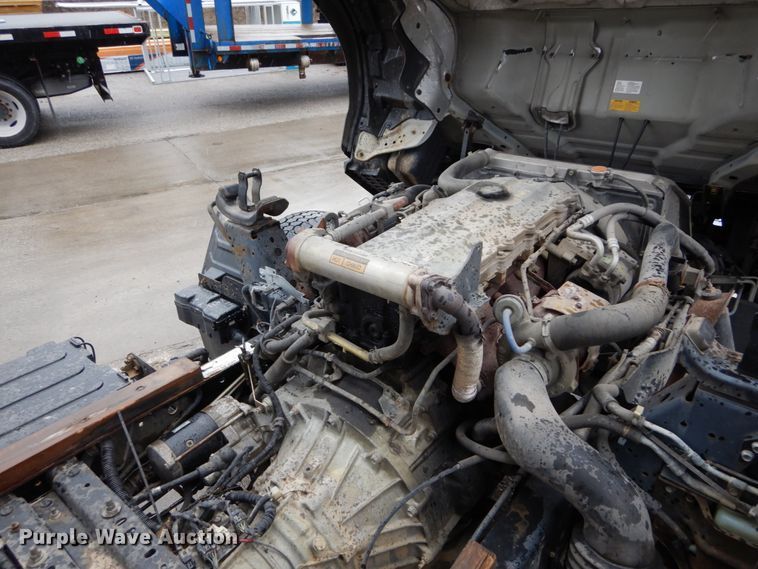 image for item DH5037 2006 Chevrolet W4500 flat dump bed truck