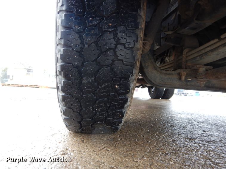 image for item DH5037 2006 Chevrolet W4500 flat dump bed truck