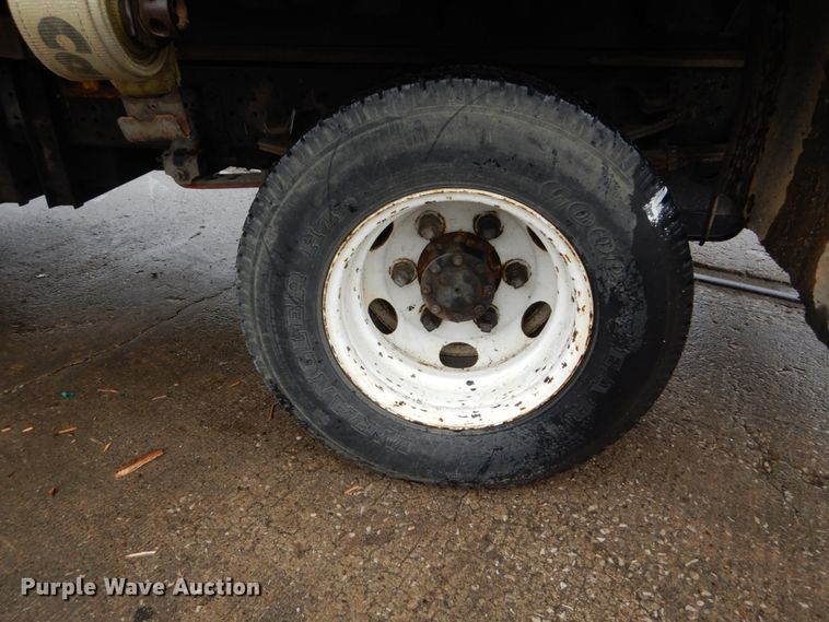 image for item DH5037 2006 Chevrolet W4500 flat dump bed truck