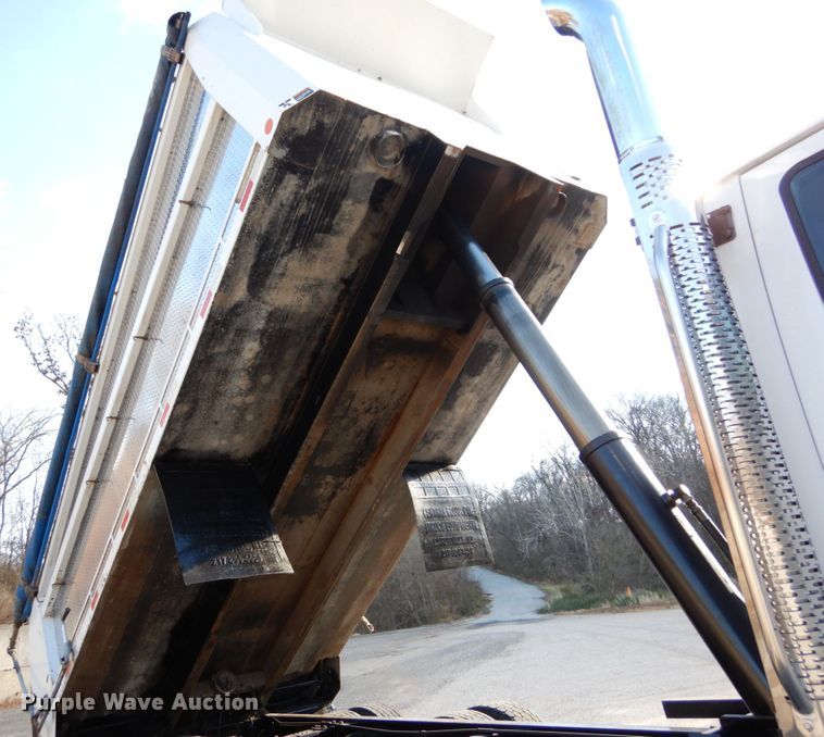 image for item DH5038 2007 Sterling Acterra dump truck