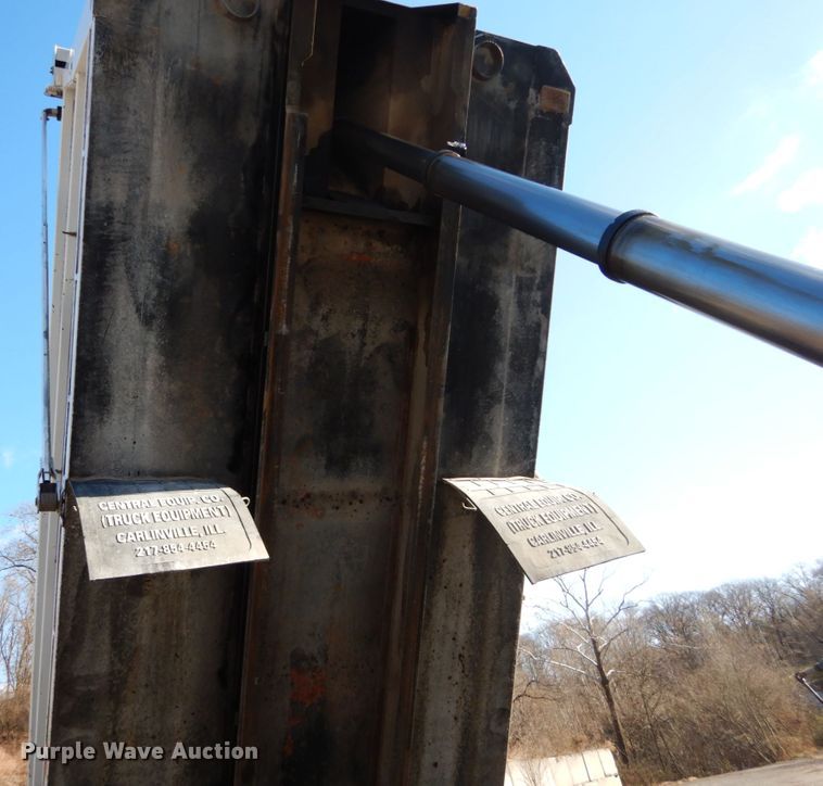 image for item DH5039 2007 Sterling Acterra dump truck