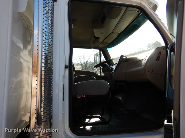 image for item DH5039 2007 Sterling Acterra dump truck