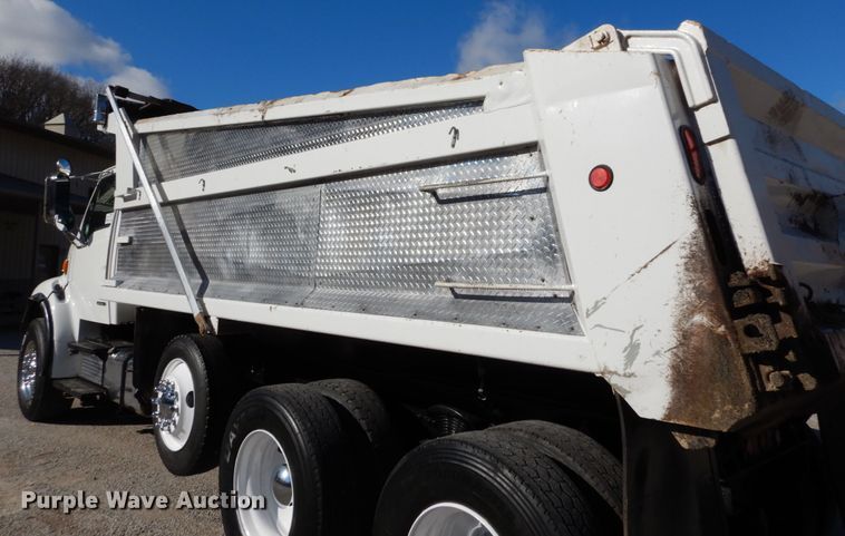 image for item DH5040 2005 Sterling Acterra dump truck