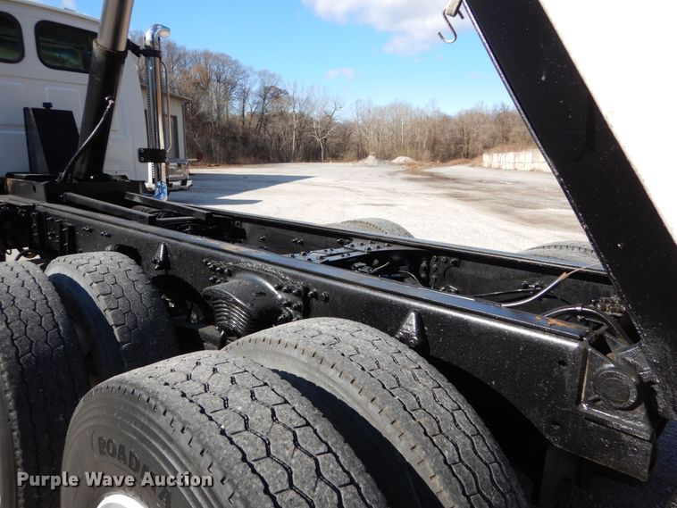 image for item DH5040 2005 Sterling Acterra dump truck