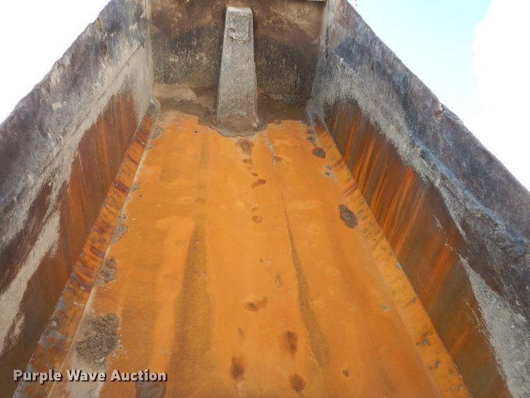 image for item DH5040 2005 Sterling Acterra dump truck